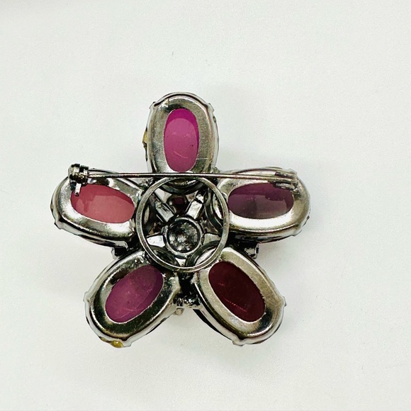 Vintage Purple Rhinestone Flower Brooch - Picture 7 of 8